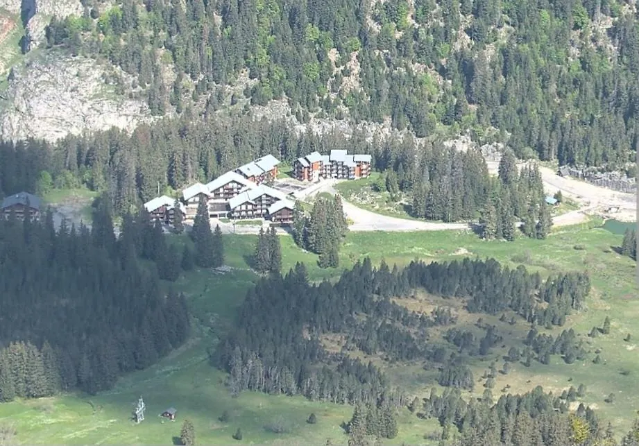 Couleurs Des Alpes Au Pied Des Pistes De Sommand Praz De Lys Apartment 0*,